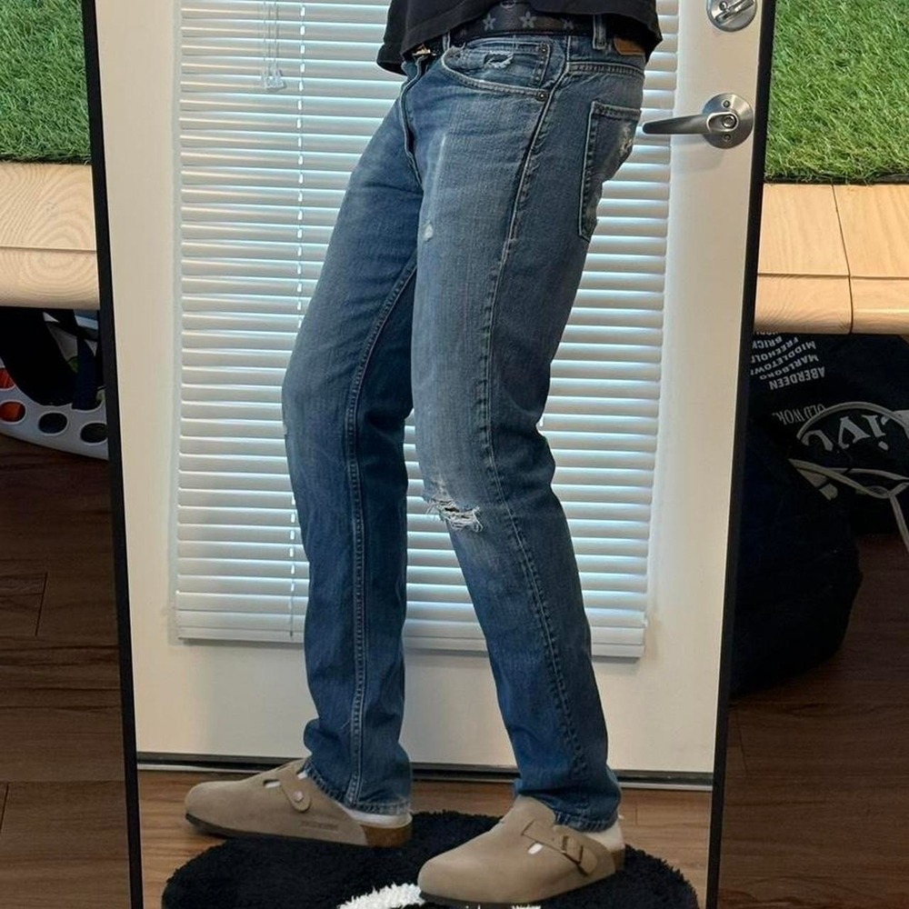 Y2K Levi's 512 slim fit jeans 32x32